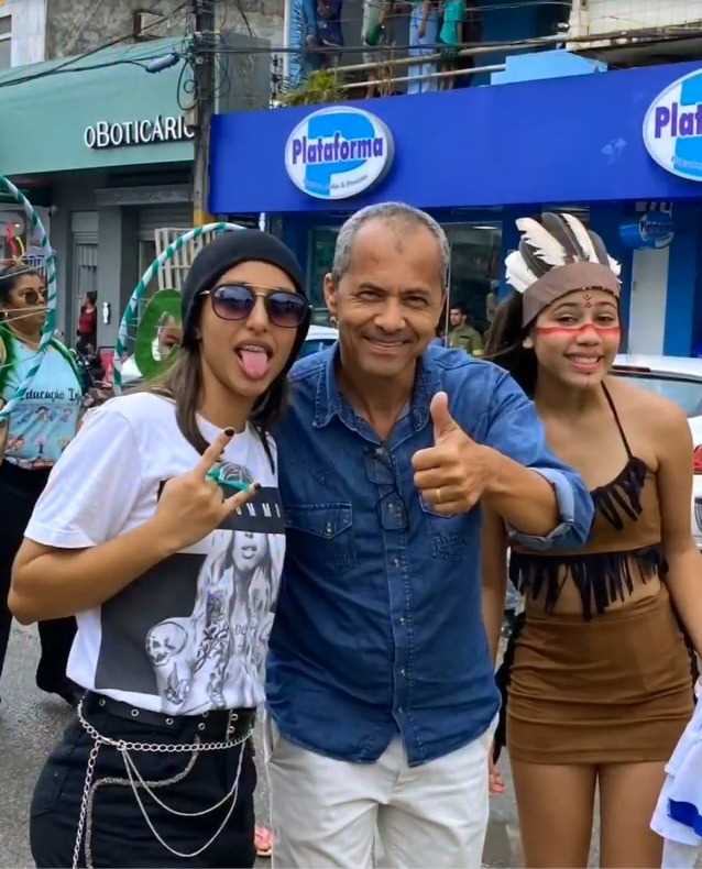 Camacã: Equipes da Gincana Cultural param a cidade com desfile no centro da cidade